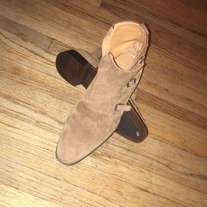 Zara Men’s suede half Boot
